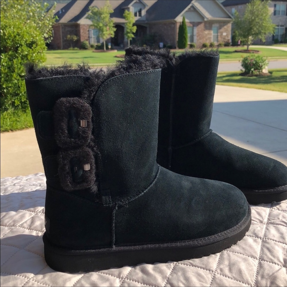 Uggs Bailey Fluff Buckle Boot Black BNIB!